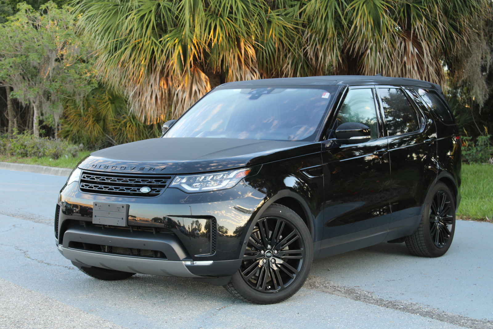 Certified PreOwned 2017 Land Rover Discovery HSE Luxury